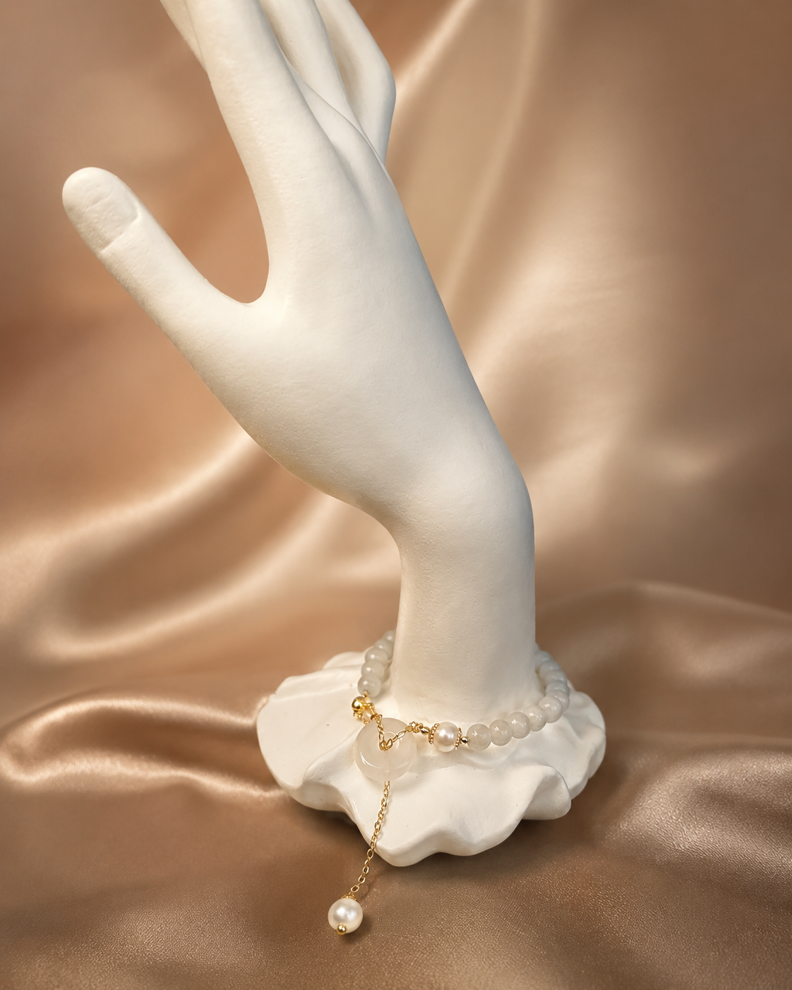 Mira Pearl Bracelet